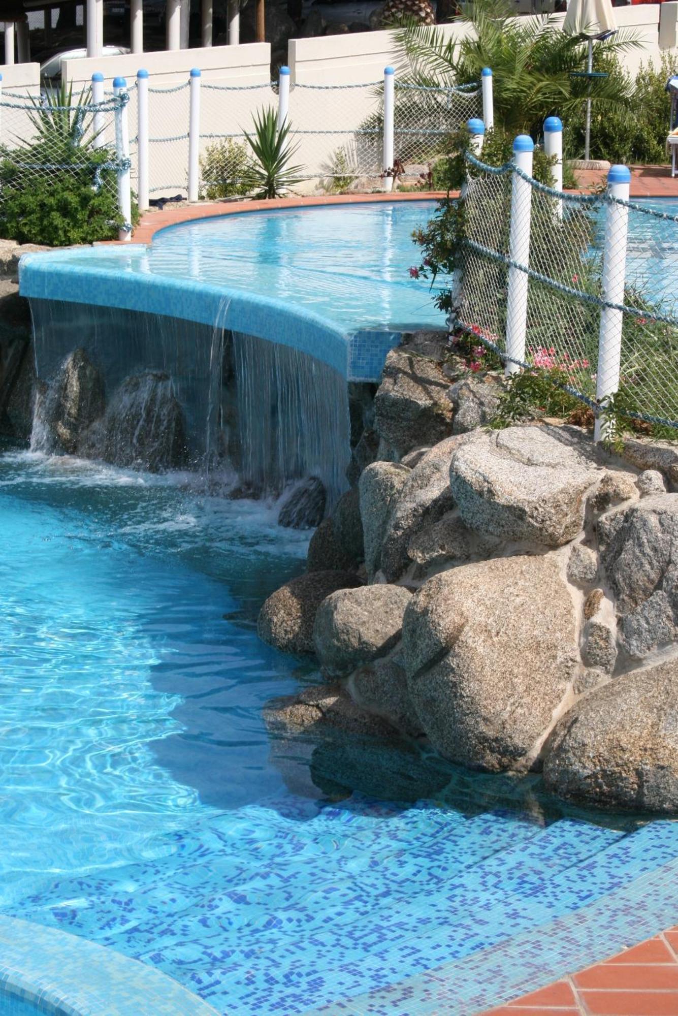 Hotel Scoglio Del Leone Zambrone Exterior photo